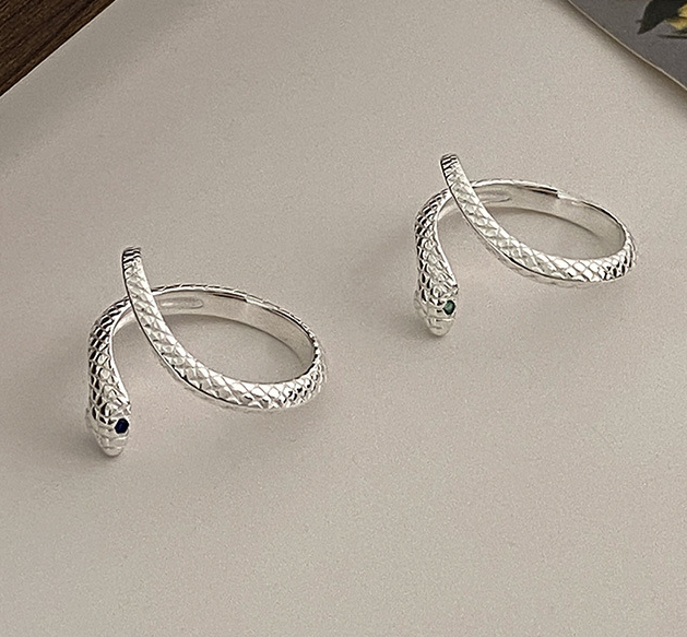 [MonoGleam]S925 Silver Snake Rings – Bold Elegance with a Unique Twist