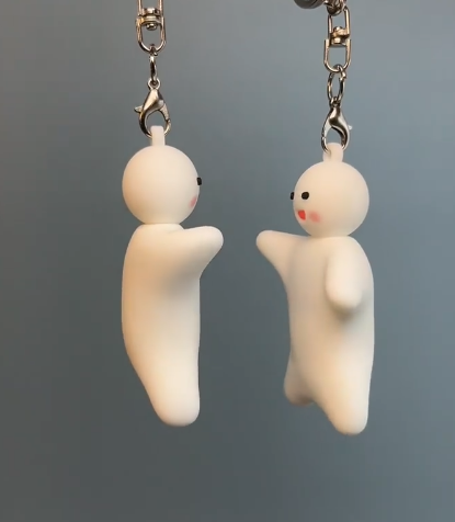 Magnetic Couple Keychain Set – Cute Design with Magnetic Connection BestSeller Edition