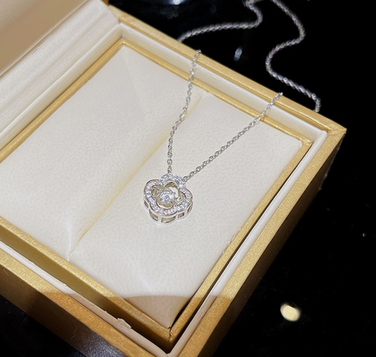 [MonoGleam]Lucky Zircon Clover Necklaces
