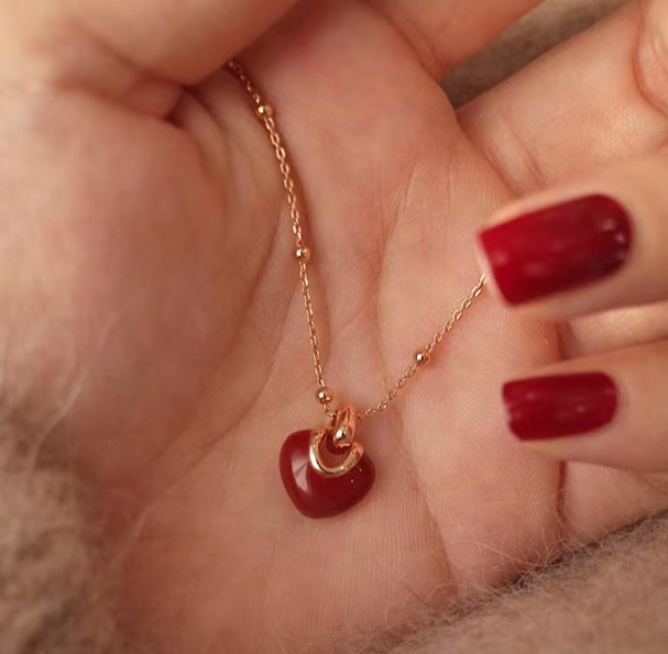 [MonoGleam] Red Heart Titanium Pendant Necklaces