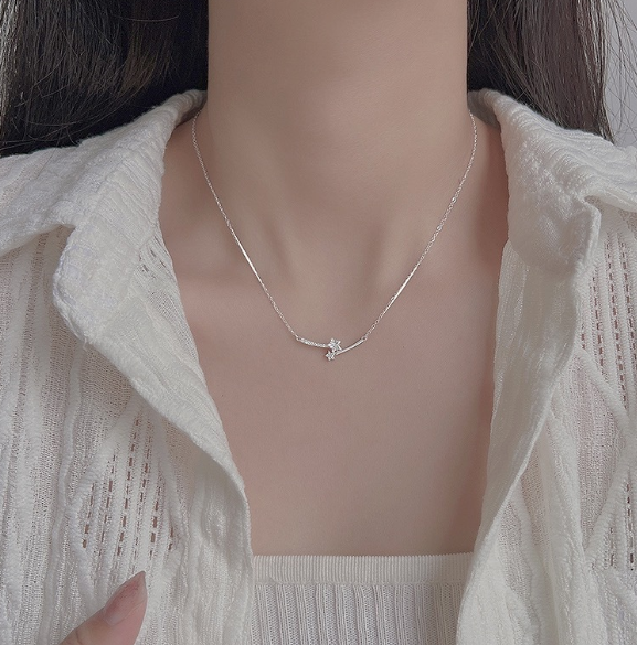 [MonoGleam] Silver Shooting Star Pendant Necklaces