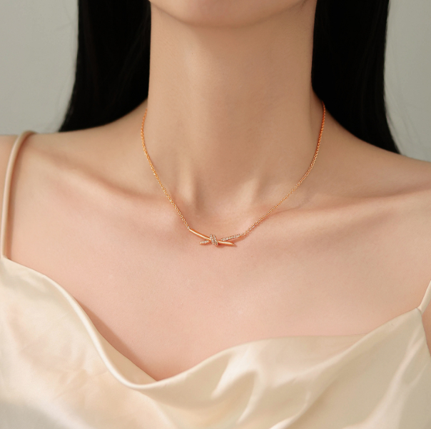 [MonoGleam] Rose Gold Knot Pendant Necklaces